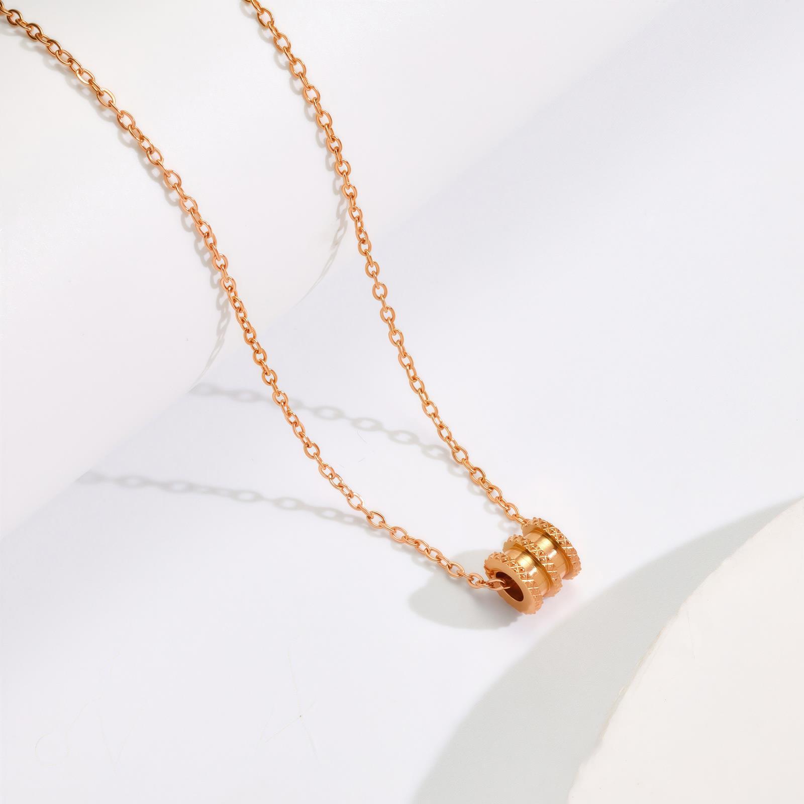 

Small Waist Necklace Women S Versatile Niche Design Sense Does Not Fade Titanium Steel Chain Women S Autumn And Winter Ring Pendant Pendant
