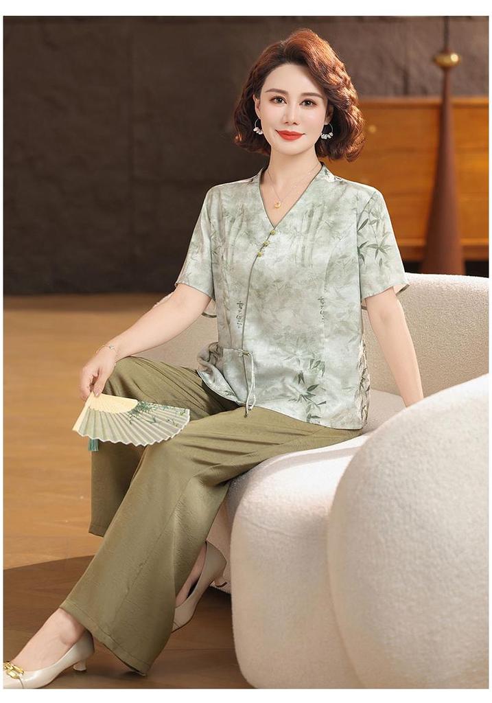 2026 New Summer Two-Piece Set: Elegant Short-Sleeve Top for Mothers & Elderly Women
