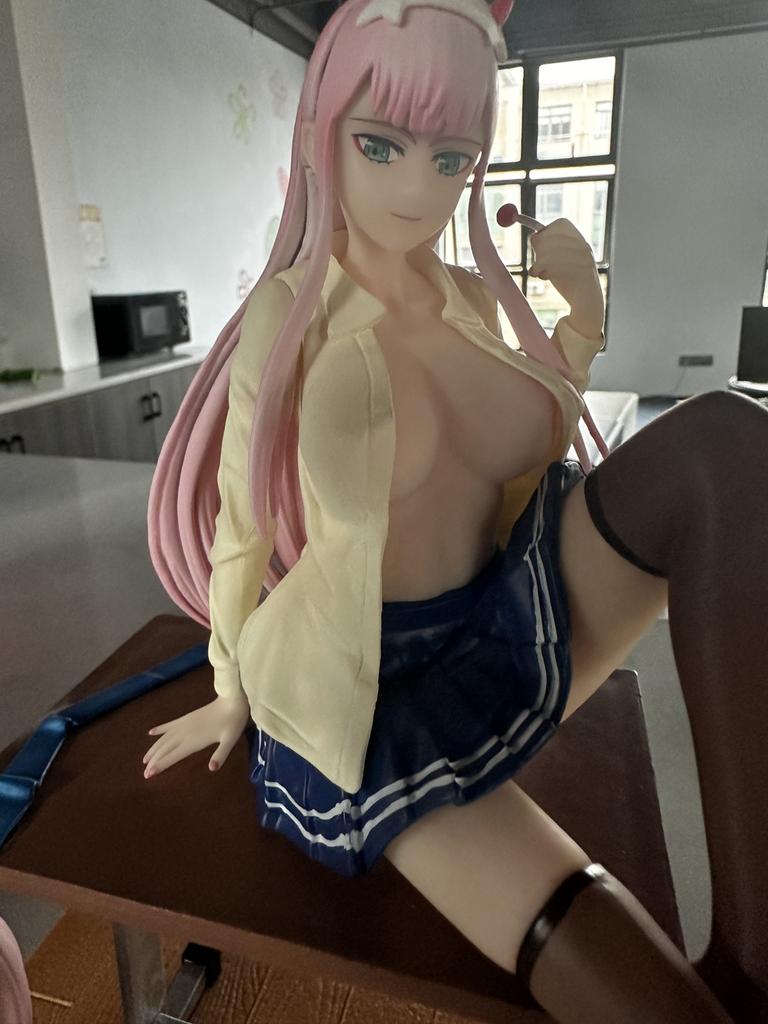 25CM Anime Darling in the FranXX Figure 02 ZERO TWO School Uniform Black Stockings Ver Childhood Model Toy Gift PVC Standing