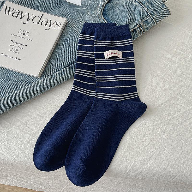 

Женские осенние новинки Ретро мода Ассорти полосатые тканевые этикетки Колледж стиль Гольфы-трубы из хлопка 1 pair белый/темно-синий