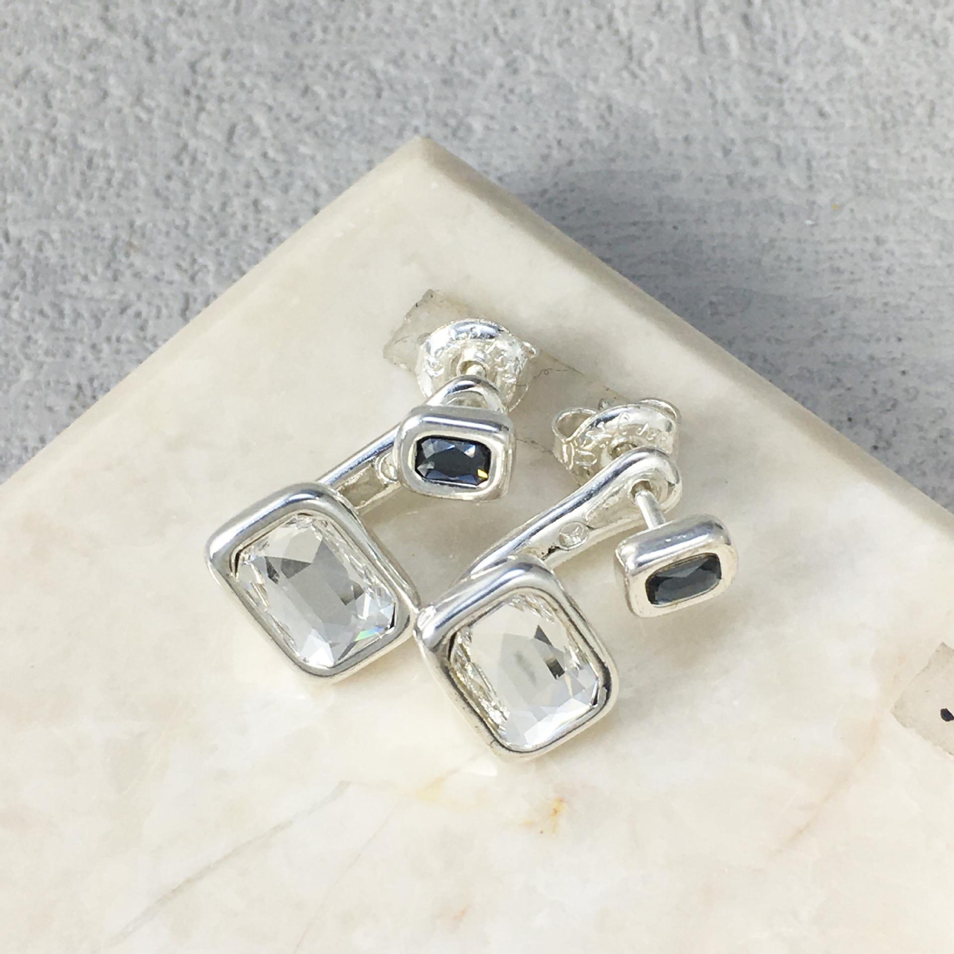 UNOde50 Asymmetrical Colored Crystal Earrings – High-End Spanish Ear Jewelry with Unique Design Geometric