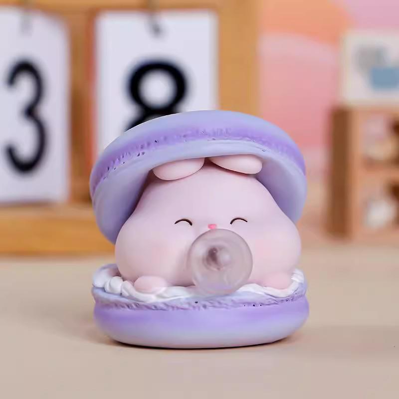 Macaron Squeeze Toy - Cute Cartoon Desktop Ornament & Bubble Gift for Children 