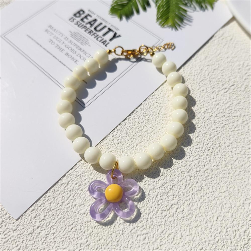 Regulowana obroża dla kota z perłami i zawieszką w kształcie kwiatka, modny naszyjnik dla małych psów, akcesoria jubilerskie dla szczeniąt, naszyjnik dla kota