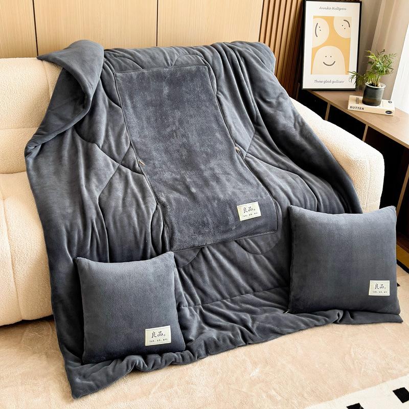 Thickened milk fleece throw pillow quilt dual-purpose two-in-one office nap pillow car cushion quilt