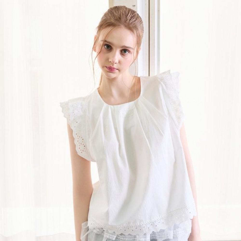 EGOIST Lace Point Sleeveless Blouse Es2obl09