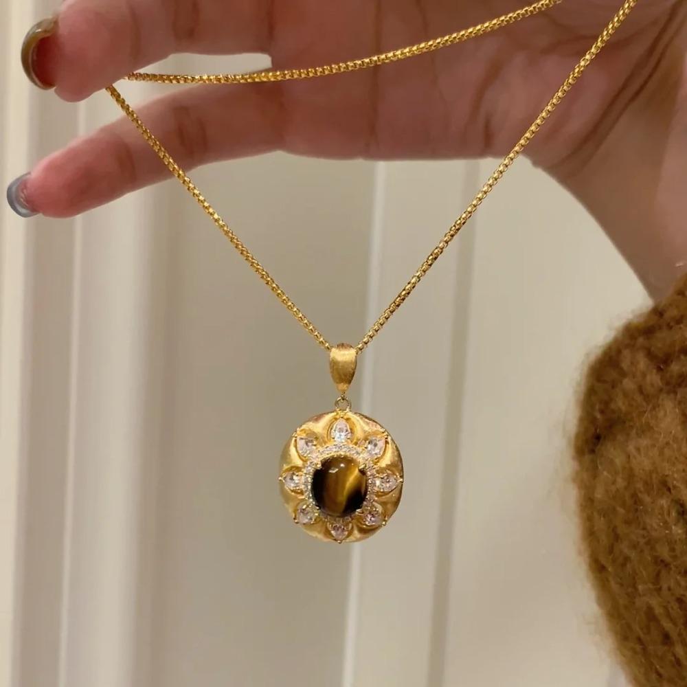 Vintage Maillard Tiger Eye Stone Pendant Necklace Elegant Unique Design Fashion Versatile Jewelry for Women