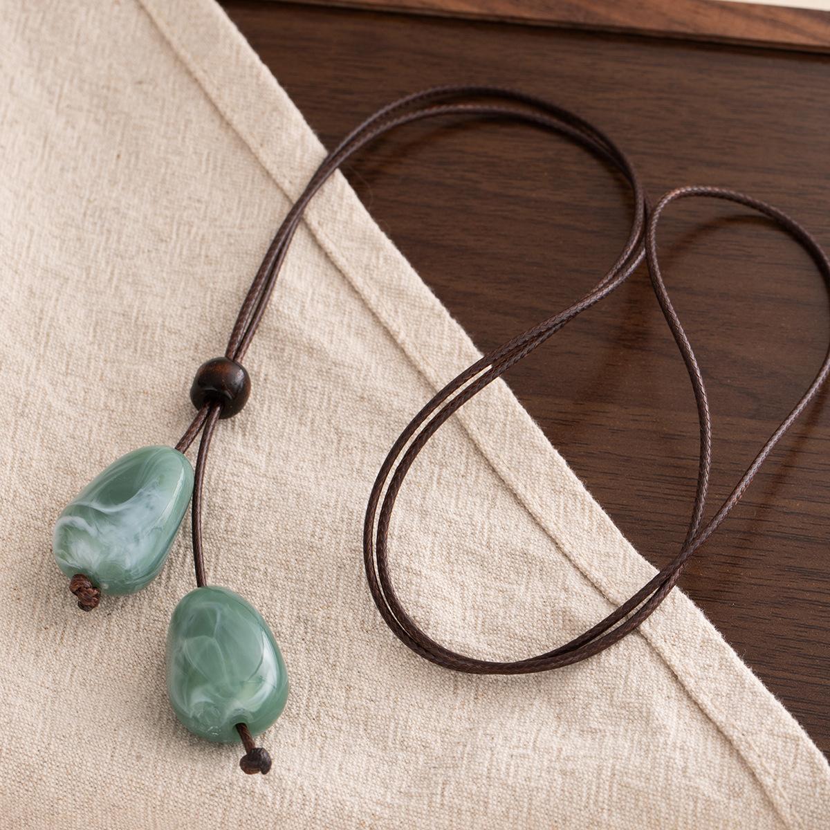 

Retro Simple Zen Meaning Marble Texture Geometry Teardrop-shaped Pendant Leather Rope Chain Long Necklace for Women Jewelry Gift зелений
