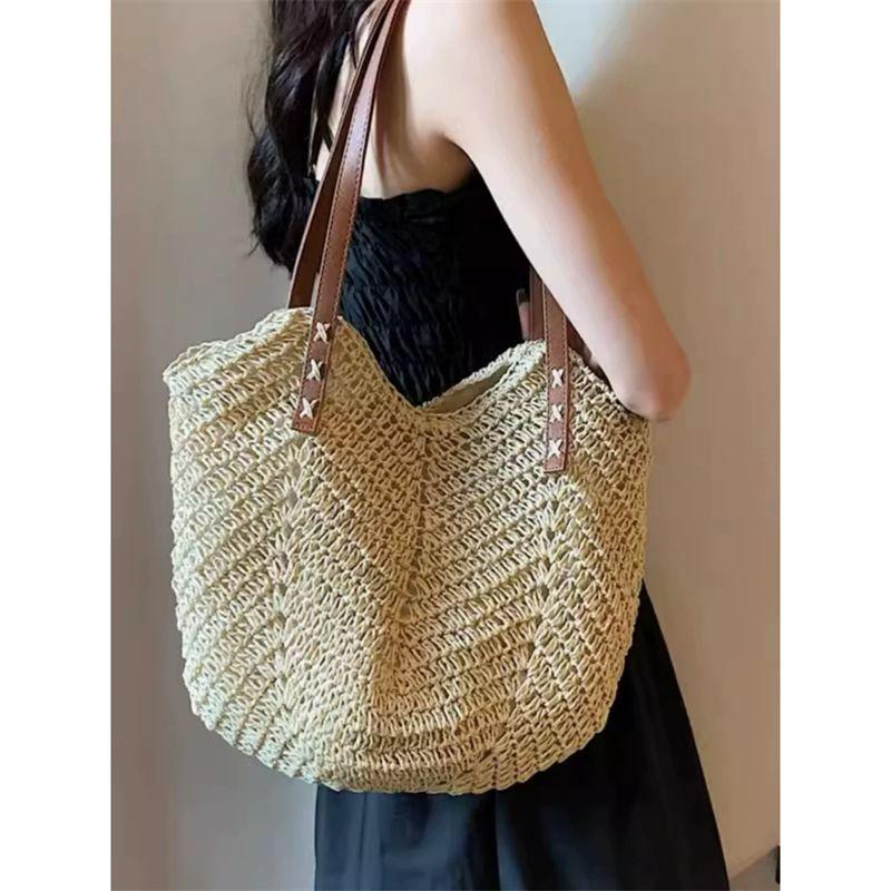 

Сумка из соломы, популярная в интернете, женская, 2025 год, новинка, для морского отдыха, пляжная плетеная сумка, большая вместительная сумка-мессенджер, на плечо, сумка-тоут Beige