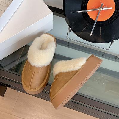 2025 nouvelles bottes de neige pour femmes hiver fourrure intégrée chaussures moelleuses à semelle épaisse chaudes vêtements d'extérieur sac tête demi-pantoufles