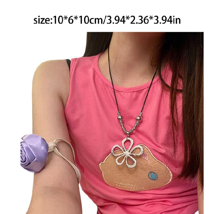 Retro Geometric Flower Necklace with Rope Women Fashion Necklace Suitable for Parties and Work Varioous Occasion Wear