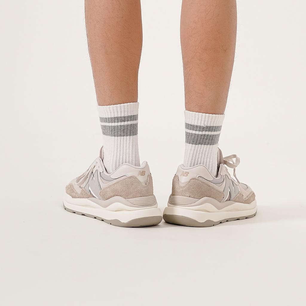 New Balance 57/40 Moonbeam Mindful Grey Unisex Sneakers Cream Sea-Salt M5740PSI