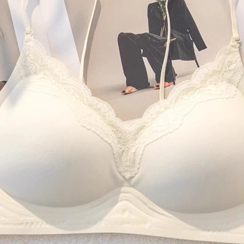 Champagne Color Seamless Wireless Bra with Lace Trim and Push Up Support S шампанского