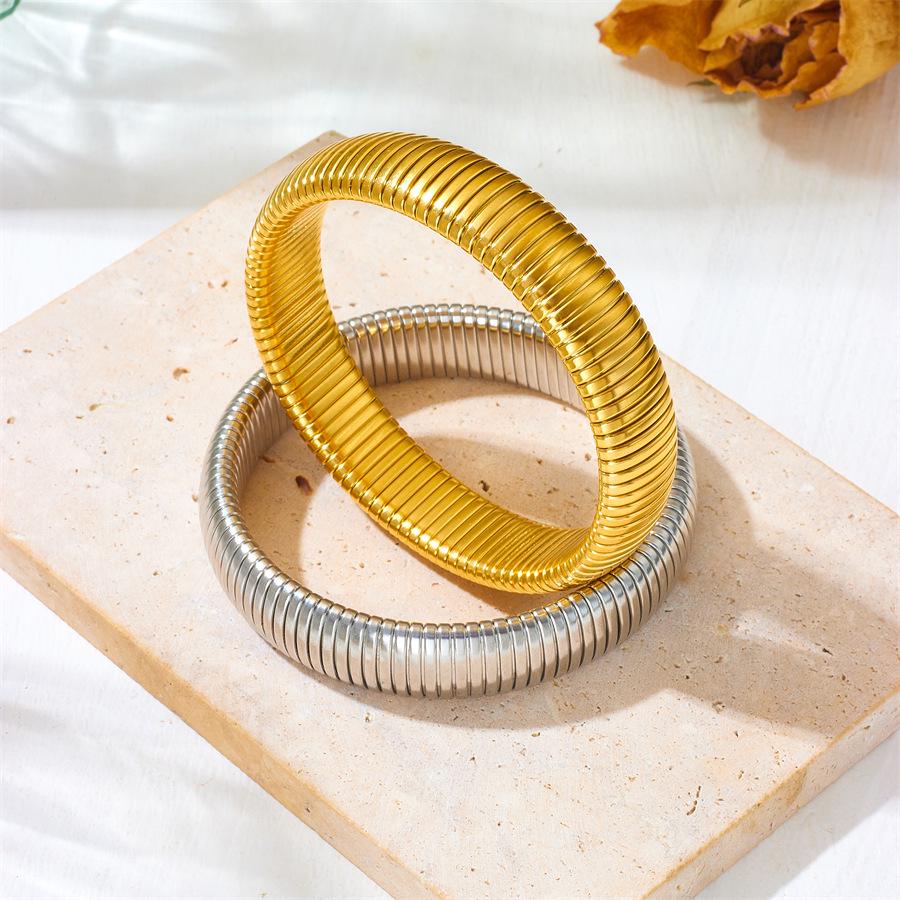 European and American Striped Stainless Steel Bangle: 12/15mm Women's Light Luxury Elastic Bracelet