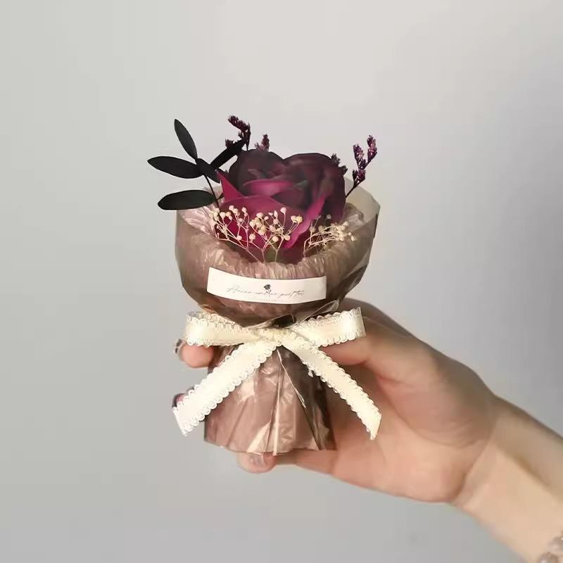 

Мини карманный букет - Искусственная роза в подарок на дни рождения, День матери или День святого Валентина.