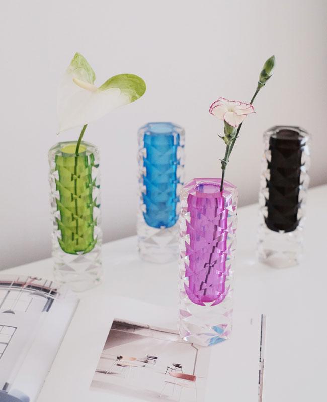 Modern High Quality Small Glass Flower Vases Colored Acrylic Floor Vase for Home Decoration Wedding and Gifts