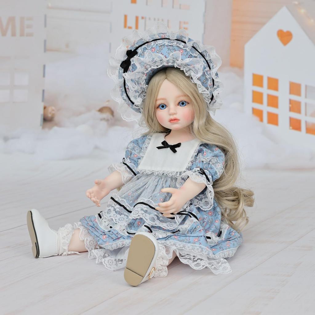 Cloveray Bedårande Vinyl Docka med Vacker Peruk Display Samlarobjekt Gåva för Flickor och Dockälskare 18-tums Hatt/Hårband, Handmålad & Stativ, (namn