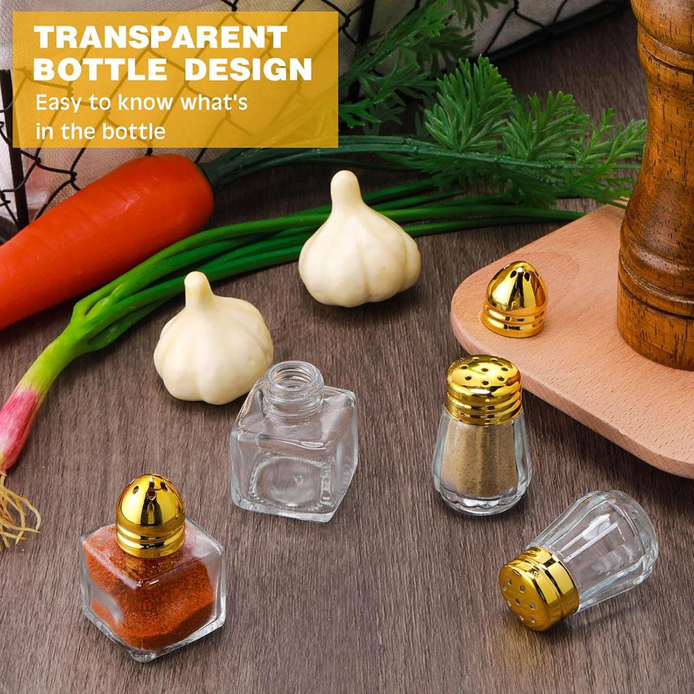 Mini Salt and Pepper Shakers Small Clear Individual Seasonings Shakers Tiny Spice/Seasoning Shakers for Kitchen Wedding Picnic