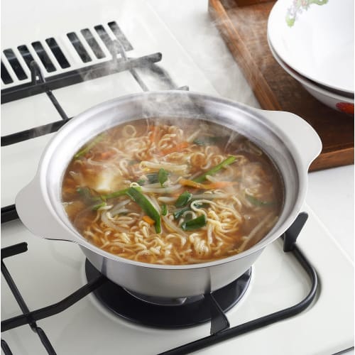 Yoshikawa 18cm Stainless Steel Two-Handled Pot, Gas and Induction Compatible, Ideal for Bowls and Ramen, Made in Japan, Deep, with Graduations, Serves