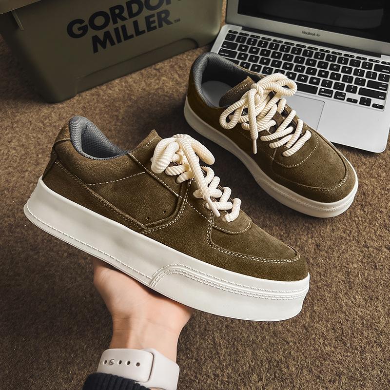 Fashion Couple Sports Skate Shoe New Spring Popular Design Shoes Men Versatile Fashion Shoes Casual Skateboarding Shoes Mens and Womens