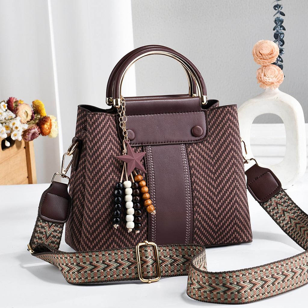 Fashion French Handheld Water Bucket Bag With Pu Material For Daily Use