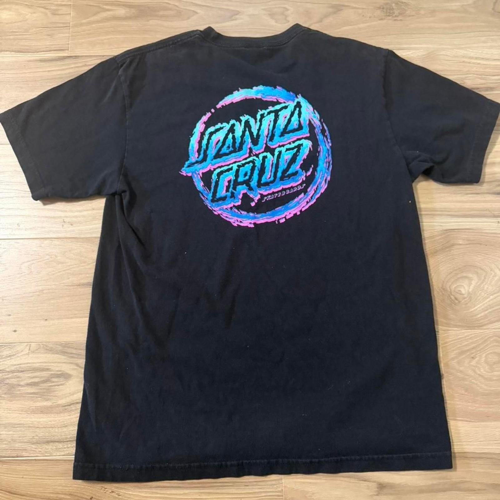 Y2K 00s Santa Cruz skateboarding Streetwear Surf Size Medium Unisex T-Shirt M