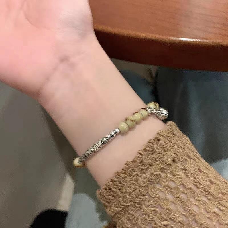 Elegant Ceramic Handcrafted Beaded Bracelet Fashionable And Unique Accessory