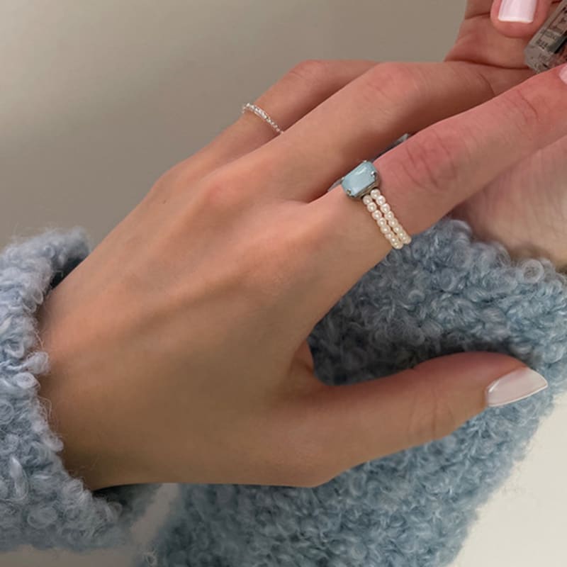 A Little Tickle Winter Garden Ice Blue Ring