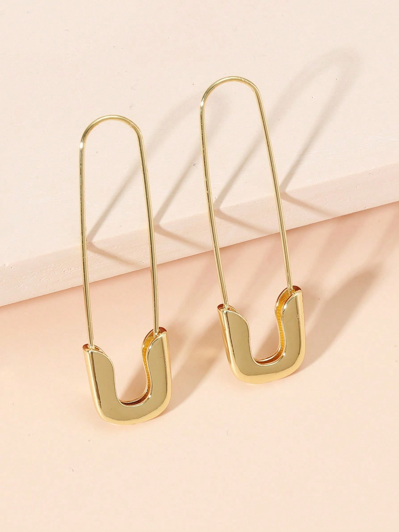 

1 Pair Women s Fashion Brooch Earrings, Suitable For Daily Wear one-size