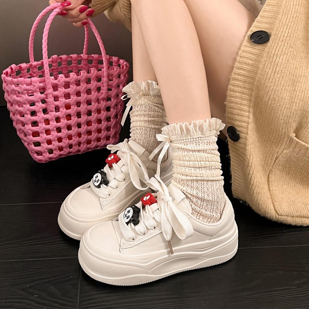 Versatile Little White Shoes Thick Baseplate Shoes Women's 2025 Spring New Niche Design Sense Leisure Sports Heightening Bread Shoes
