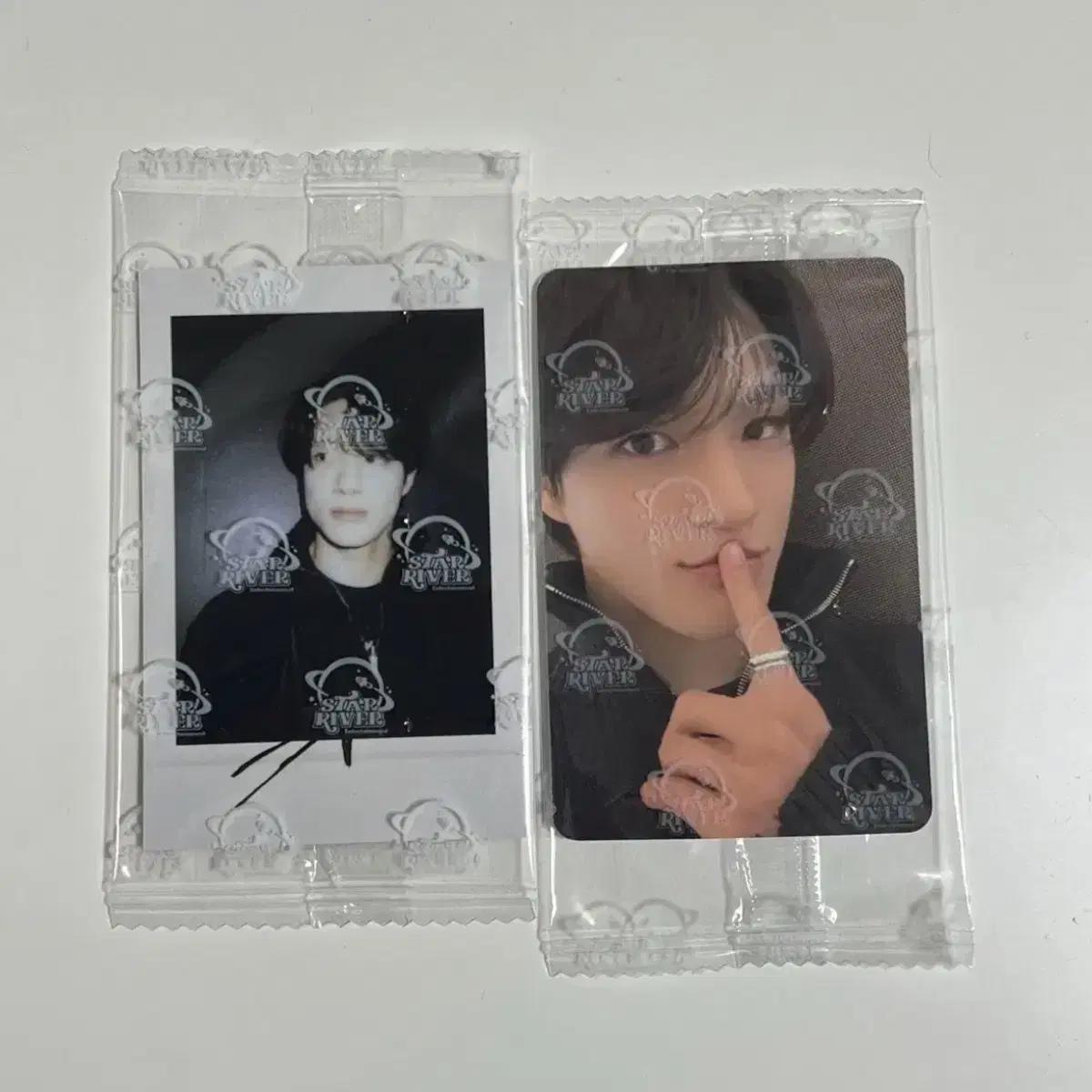 

Ncitydream Zeno Star River Third China Microphor Bonus Photocard Set