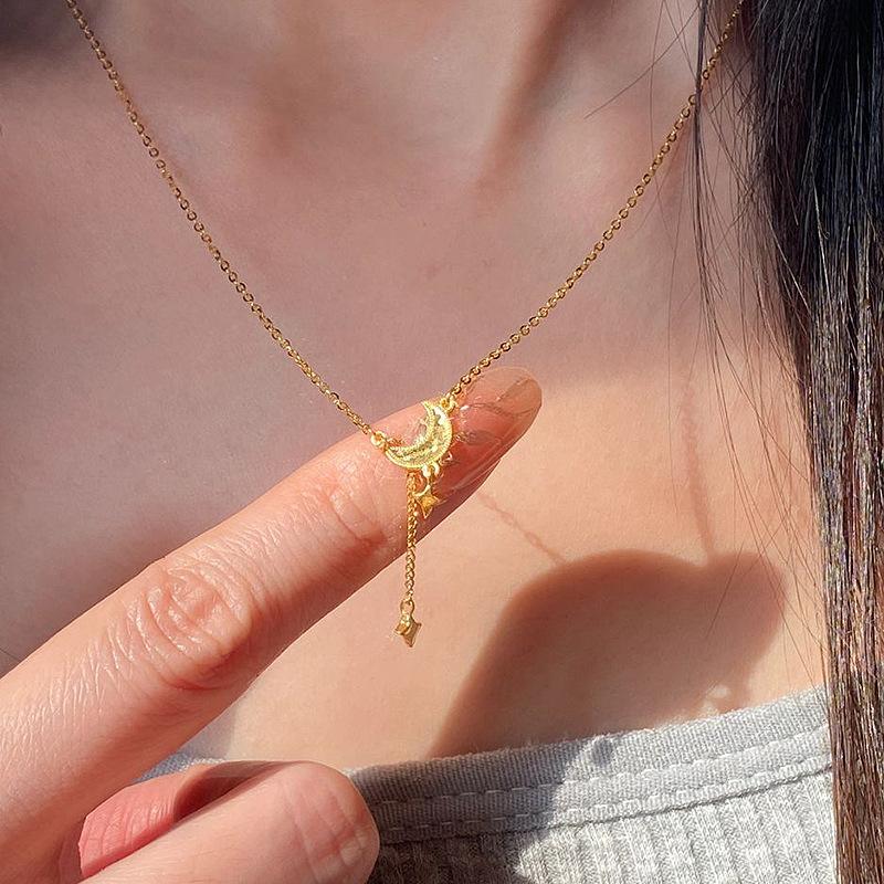 Inspired Sparkling Star Moon Necklace Creative Design Irregular Broken Ice Pendant Tassel Collar Chain Wedding Jewelry