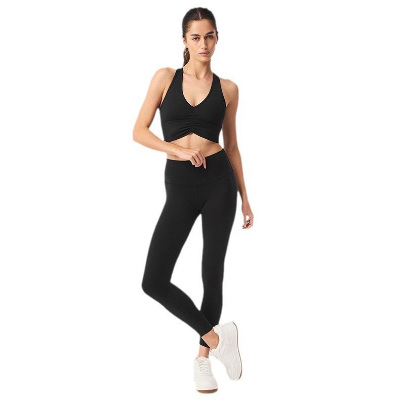 North America Alo Yoga High-Waisted Sweat-Absorbent Sports Bra Top