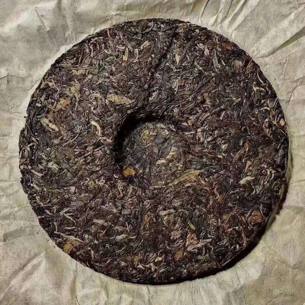 357g Yunnan Old Puerh Tea Cake 2005 Yiwu Zhengshan Aged Pu'er Raw Tea Pu-erh Tea
