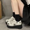 Moda Punk Plataforma Wedge Sapatos para Mulheres Rebite Decoração Ankle Boots Mulher Preto Jk Lolita Sapatos Novo Design Couro Envernizado Senhora Sapato