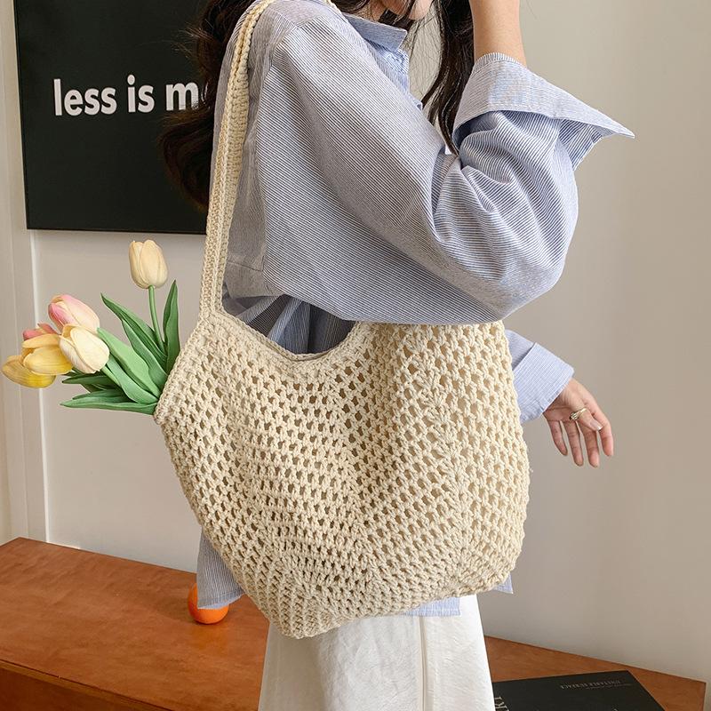 New Fashion Casual Lazy Wind Woven Tote Bag Commuting Light Hollow Armpit Shoulder Beach Bag Women