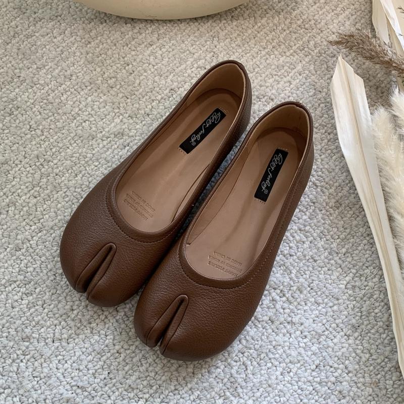Fashion SUOJIALUN Autumn Women Flat Shoes Fashion Split Toe Flat Heel Casual Laofer Flat Heel Shallow Slip On Ladies Casual Ballerinas S