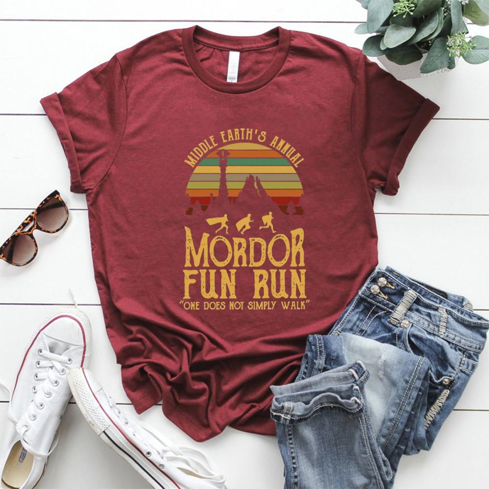 Výroční Mordor Fun Run ze Středozemě Tričko Hobití košile Košile pro milovníky knih Dárek pro fanouška Jeden prostě nevstoupí do Mordoru Tričko