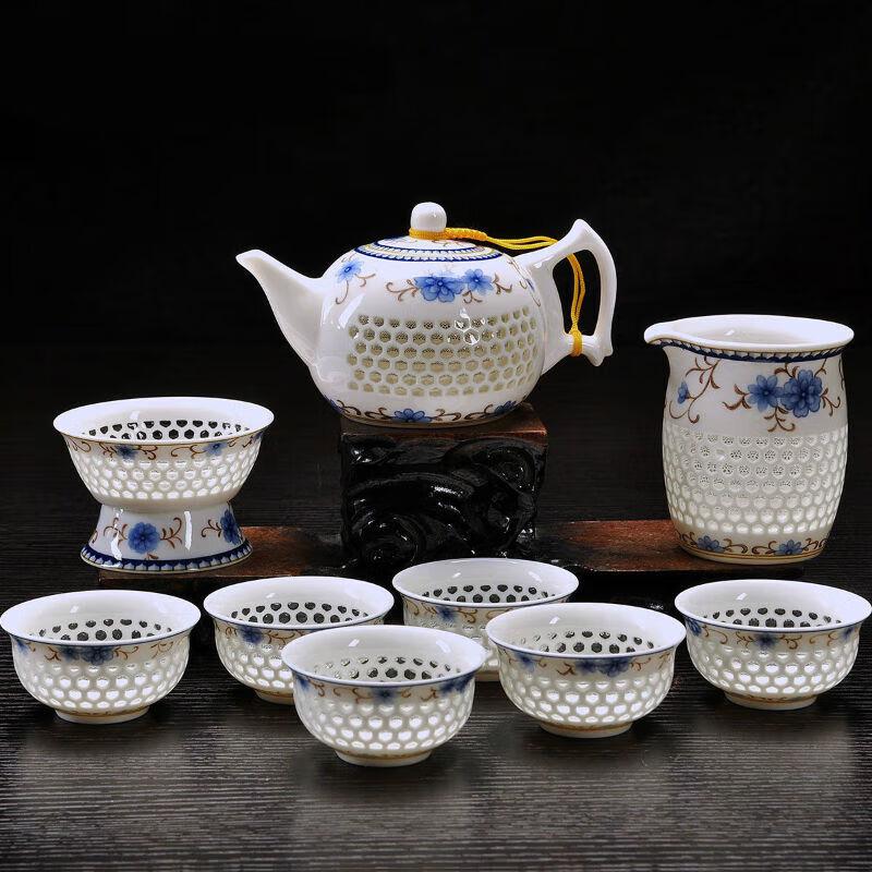 Shengdahao Blue and White Porcelain 10-Piece Tea Set