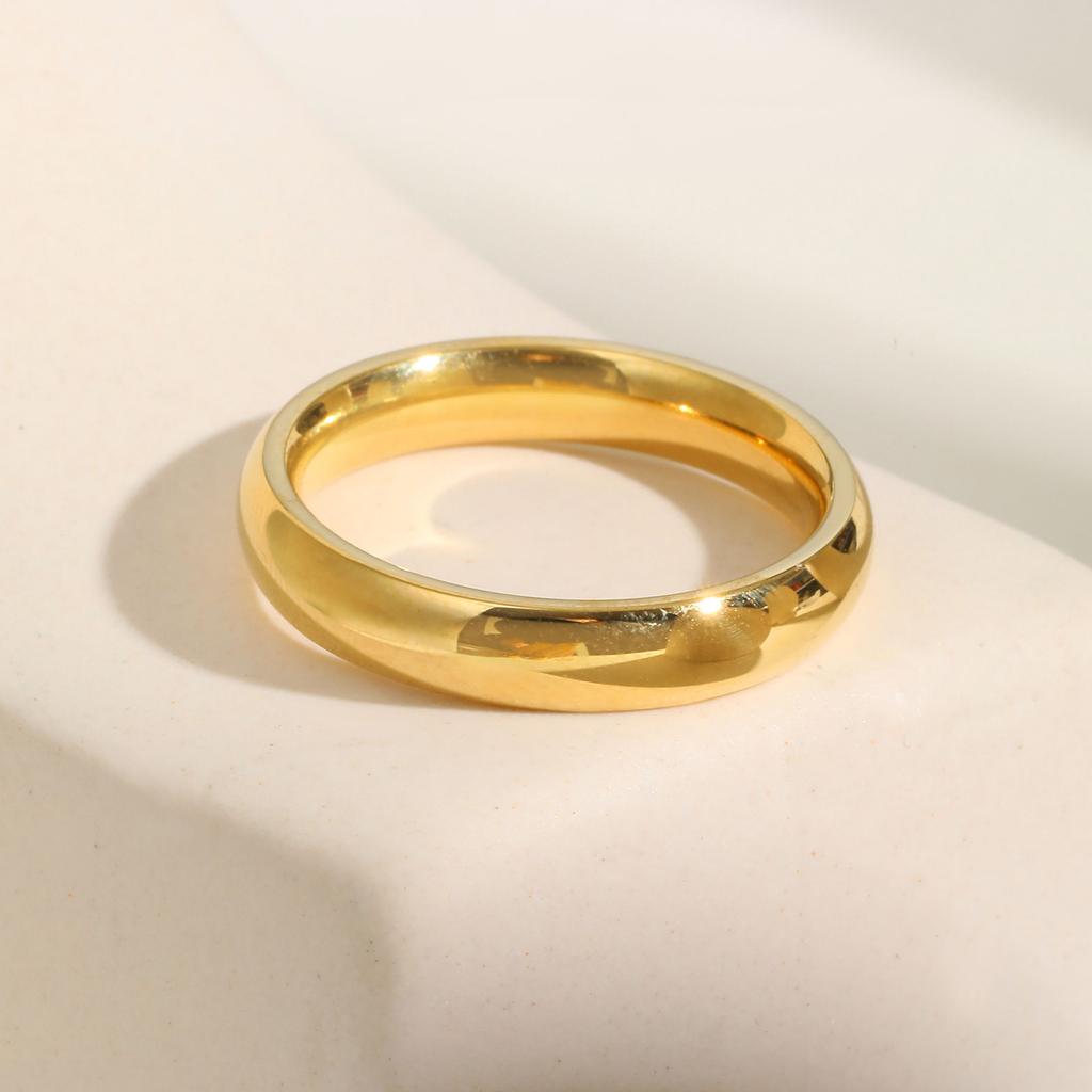 High-quality 14K Gold-plated Rings for Women,Stainless Steel Smooth Wedding Ring,Waterproof Fashion Jewelry Gift
