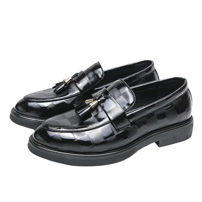 2025 New Block Business Casual Leather Shoes Men's Comfortable and Breathable Tassel One Pedal Loafers Men's Shoes