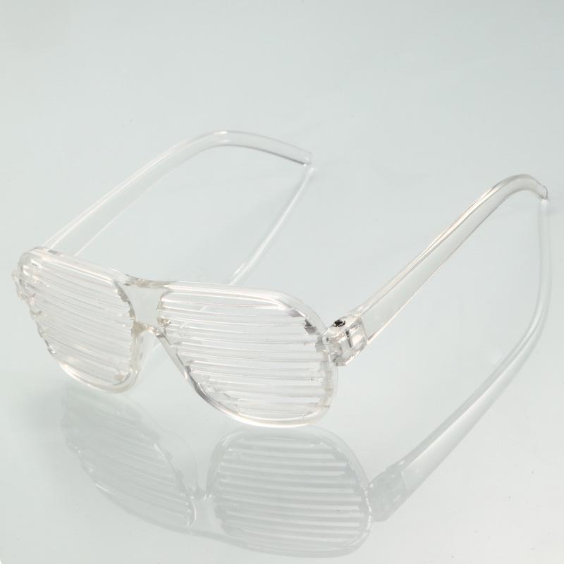 Trendy Cat Sunglasses - UV Protection Cool Metal Accessories for Pets