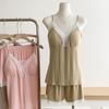 Ensemble pyjama débardeur en dentelle polyvalent: Ensemble deux pièces féminin avec coussinets de poitrine, à porter à l'intérieur ou à l'extérieur