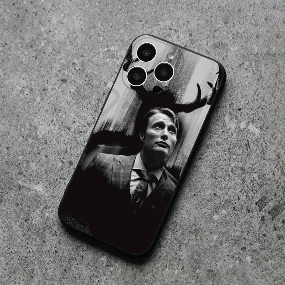 Mads M-Mikkelsen Phone Case for iPhone 17 Air 16 14 15 11 12 13 Pro Max 7 6 15 16 Plus 16E Shockproof Cover