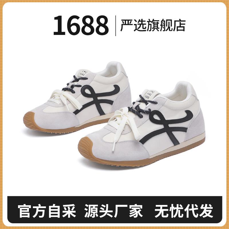 Strictly selected inner height increase 6cm niche design women's shoes 2025 new versatile sports shoes retro platform German training shoes