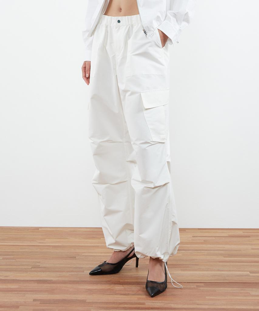 KIIMUIR (Women) Parachute String Cargo Pants_White
