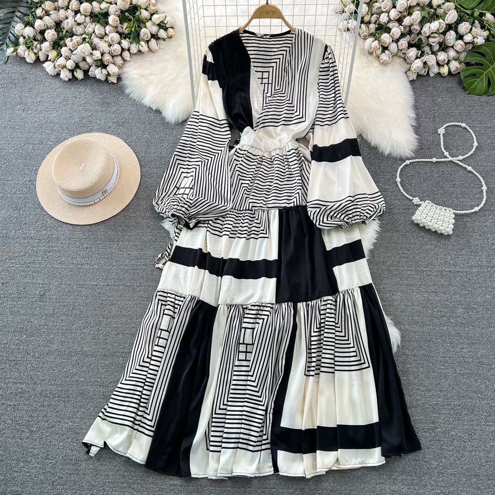 High-end Celebrity Temperament Lantern Long-sleeved V-neck Waist Thin A-word Printed Dress Elegant Pendulum Long Skirt