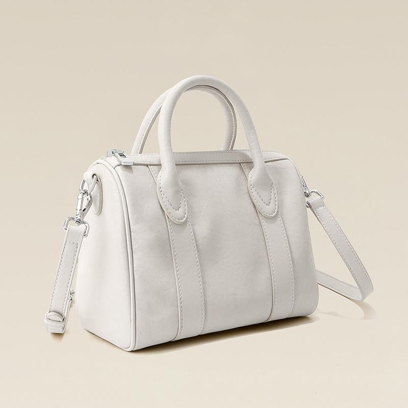 

Large Capacity Bag Women s Vegetable Tanned Cowhide Niche Design Handbag Genuine Leather Commuter Shoulder Pillow Bag 22*12*17cm білий