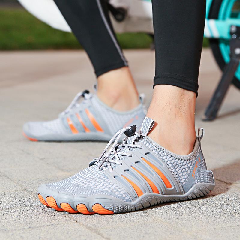 Light Men Summer Beach Shoes Women Breathable Mesh Wading Aqua Shoes Quick Dry Water Footwear for Hiking Surfing