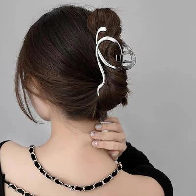 Frau Silber/Gold Unregelmäßige Haarnadeln Punk Stil Metall Haar Krallen Barrettes Frauen Haar Zubehör Pferdeschwanz Haar Clips Kopfbedeckungen