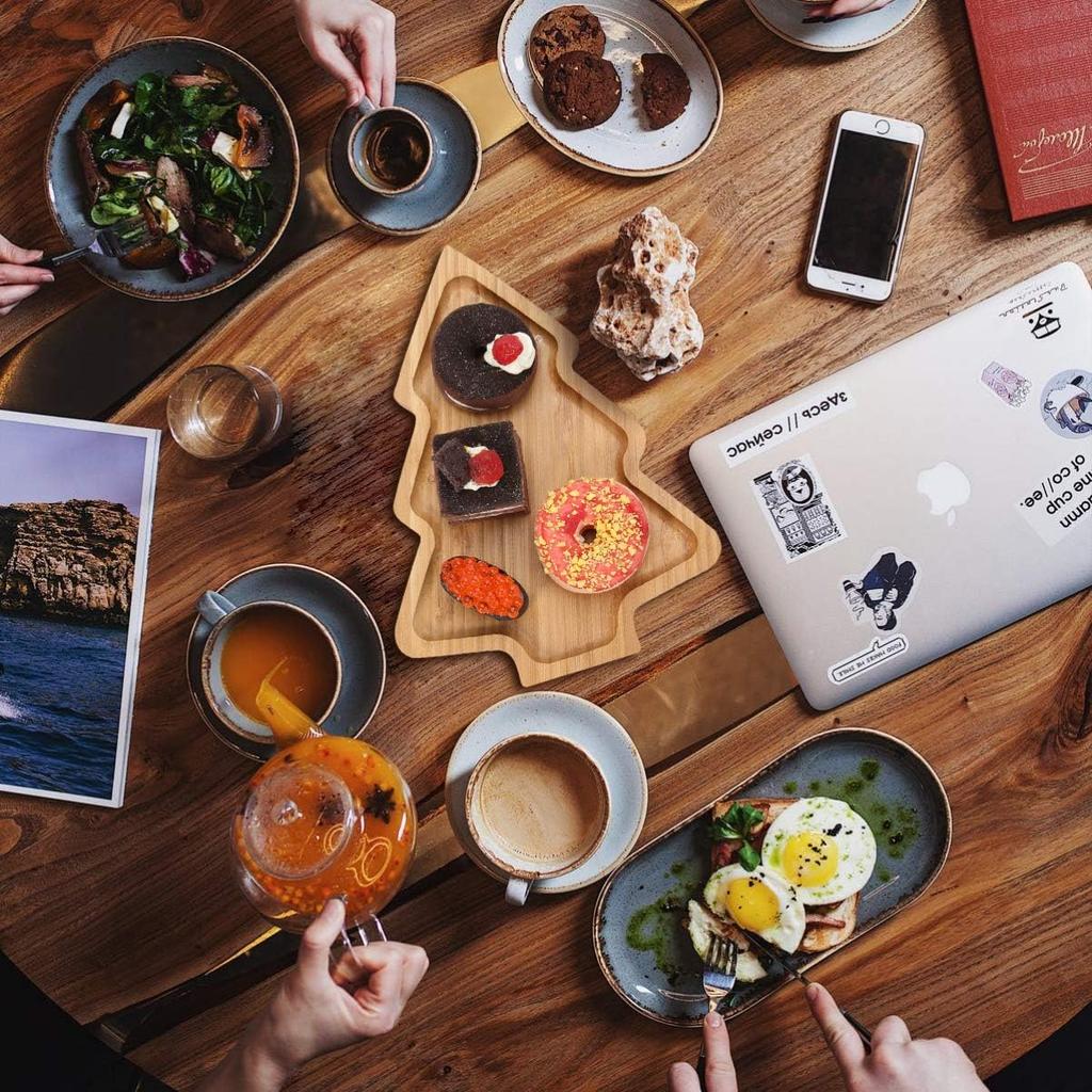 ERINGOGO Wood Serving Tray- Christmas Tree Shaped Wooden Serving Platters Decorative Appetizer Cheese Cookie Trays Sandwich Dessert Snacks Plates